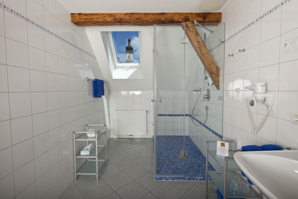 Hotel Angerbraeu Murnau am Staffelsee Kamer foto